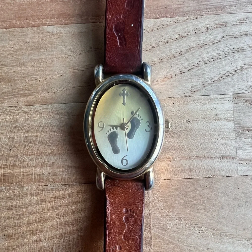 Unbranded ladies Christian prayer leather watch NEW BATTERY